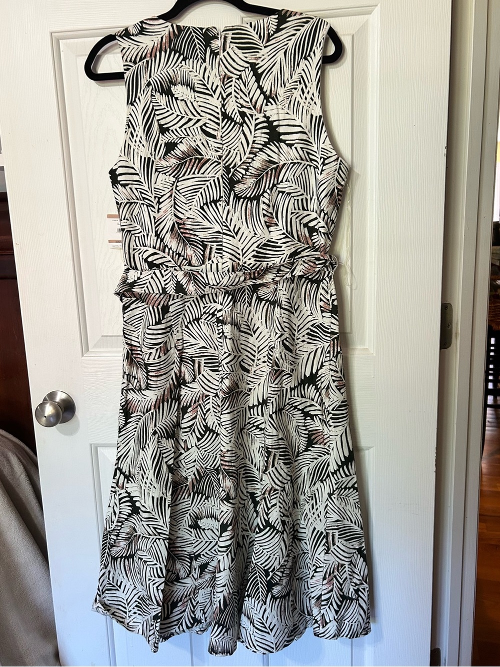 Anne Klein Sz 12 Olive Combo Palm Print Sleeveless Midi Flare Dress Belted NWT